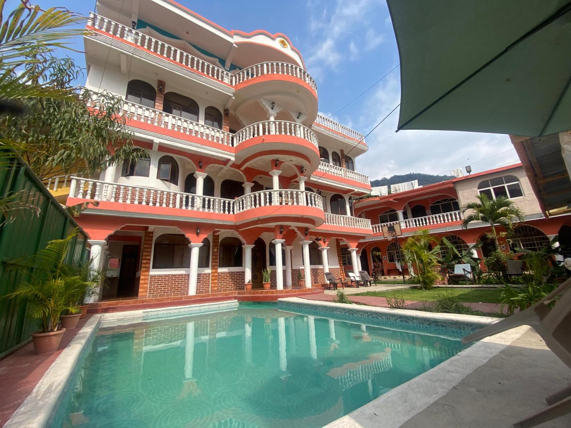 Hotel Posada Gutierrez 帕纳哈切尔 外观 照片